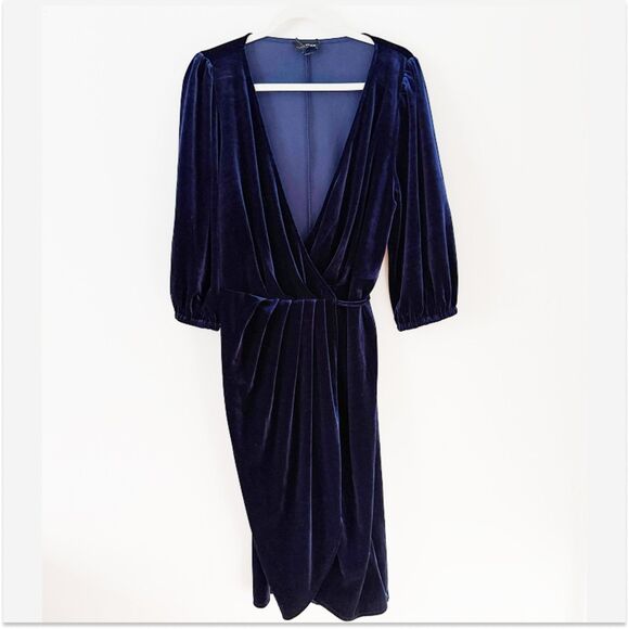 NWT Lucy Paris Blue Velvet Wrap Dress – Size Large, Very Flattering, Midi Skirt - Picture 2 of 7